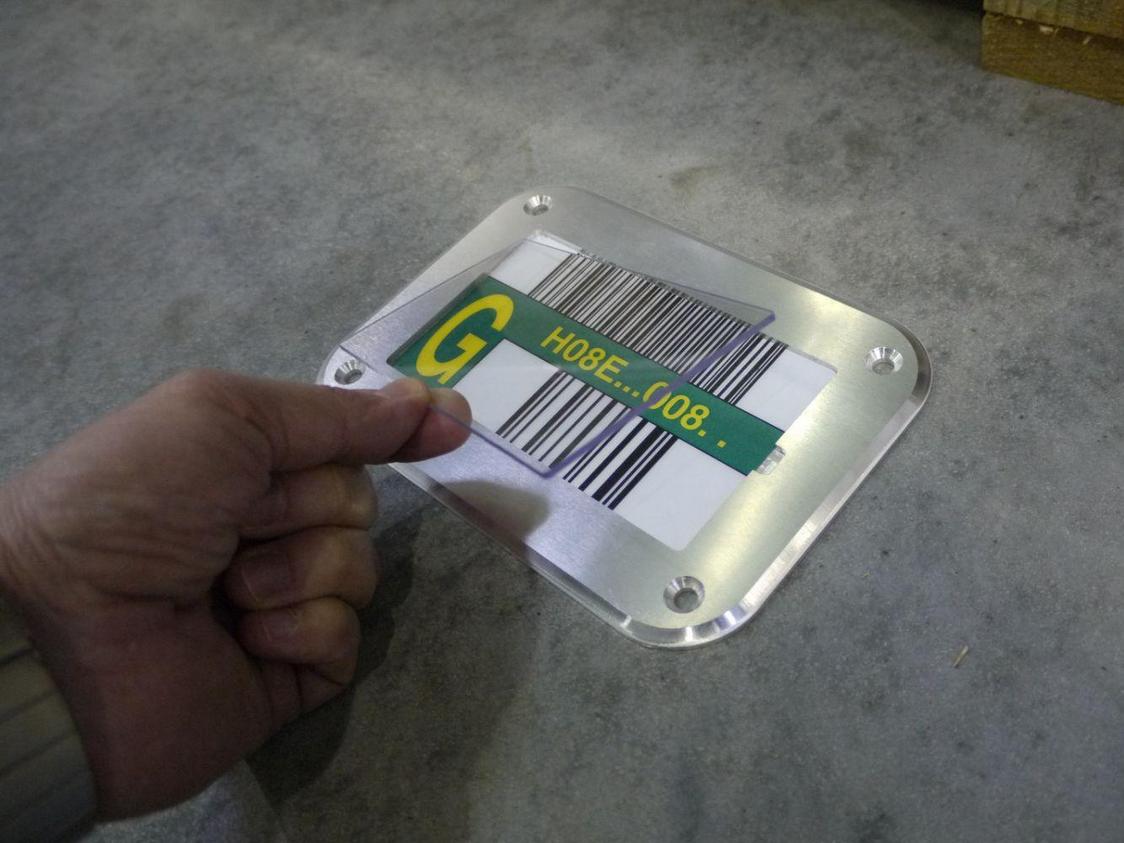 inotec Barcode Bodenmarkierung Floorblock Installation inotec Barcode Bodenmarkierung Floorblock Installation